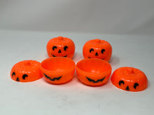 Load image into Gallery viewer, 4 Vintage Plastic Blow Mold Mini Pumpkin Halloween Treat Containers. Blow Mold Jack o Lantern Containers with Lids. 1980’s
